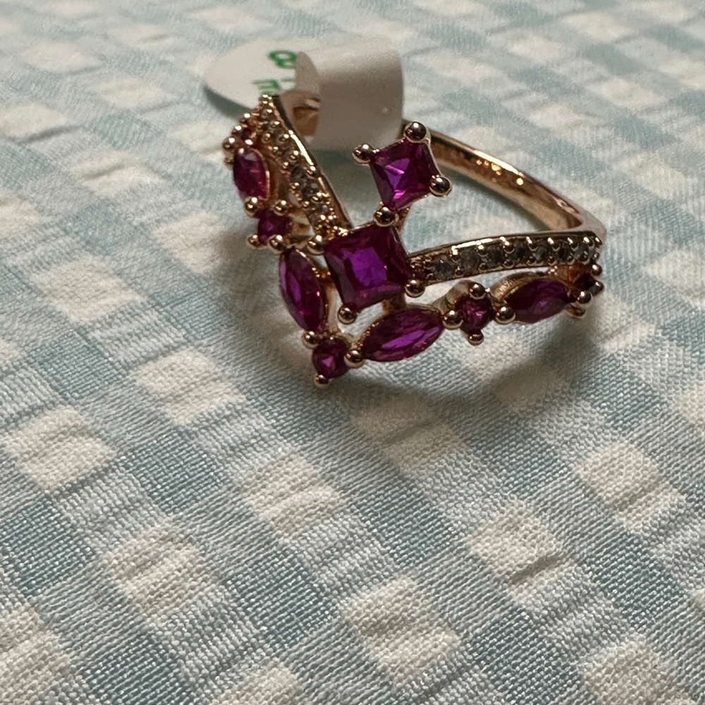 Redish Pink lab Gemstones - Picture 4 of 4